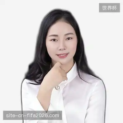 何铭